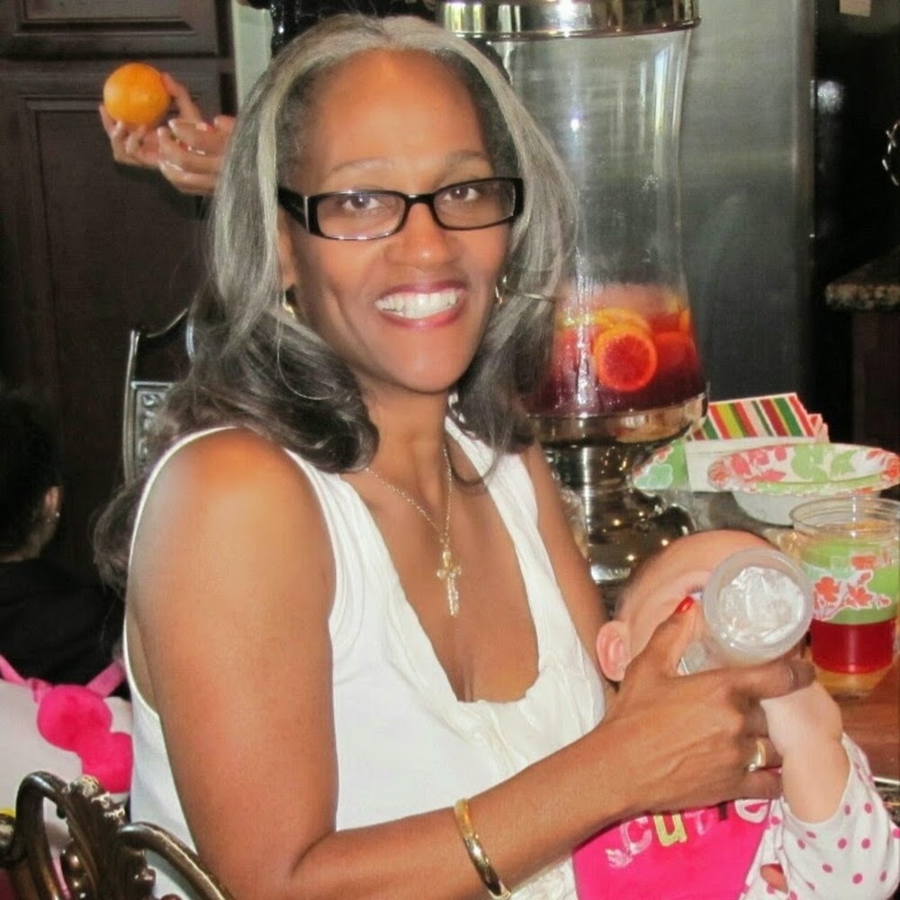 Meet your Posher, Iris